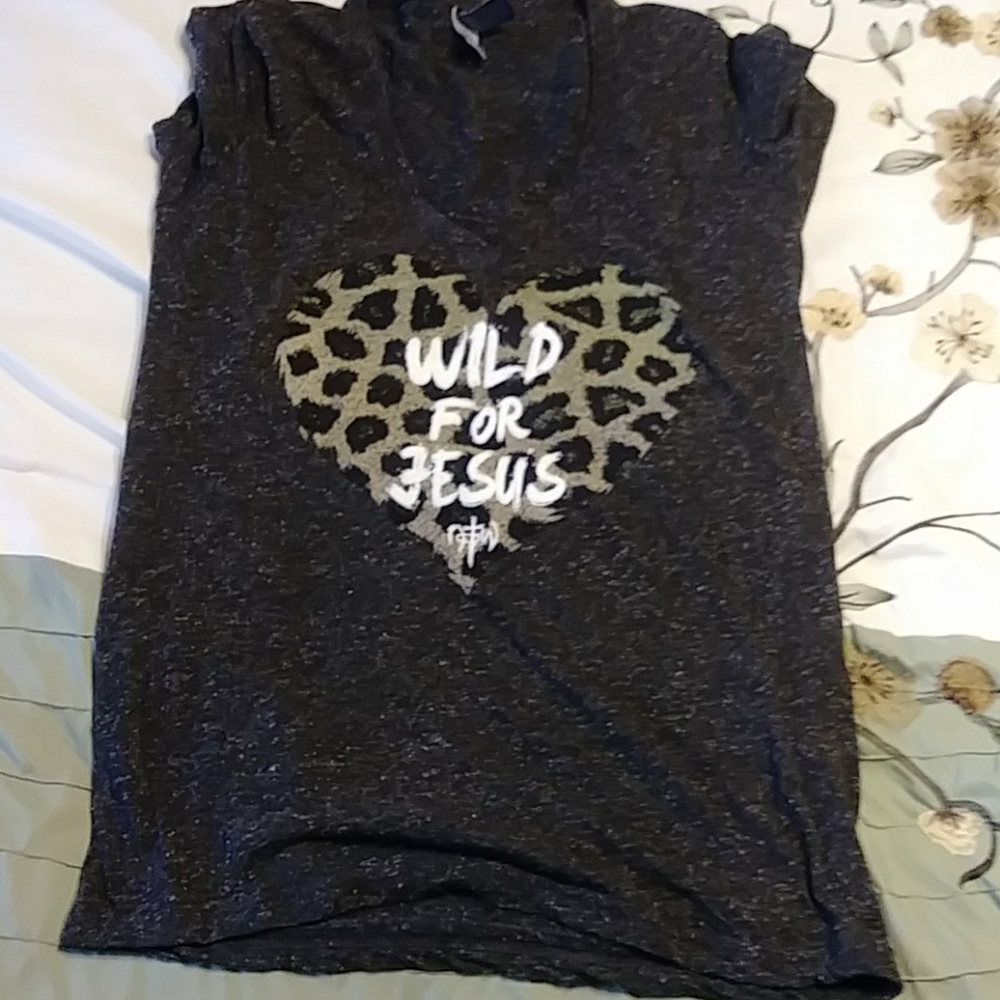 Graphic tshirt